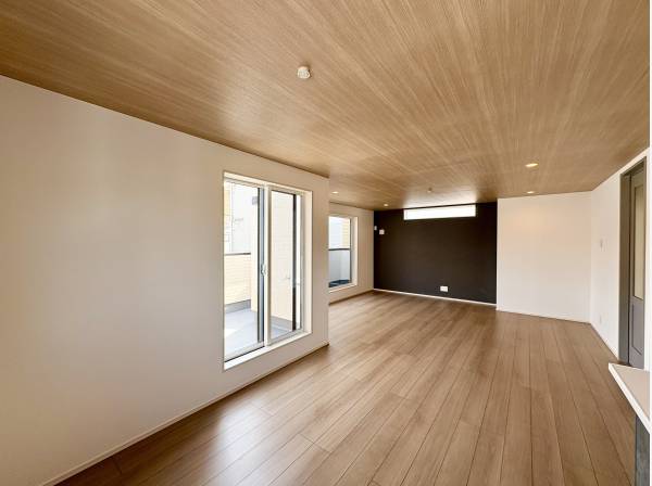 床暖房備わる、広々22帖のLDKスペース！