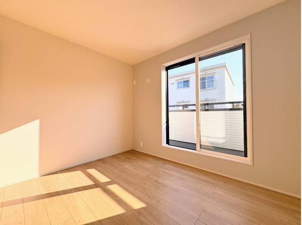 洋室は各部屋5帖以上でゆとりがあります