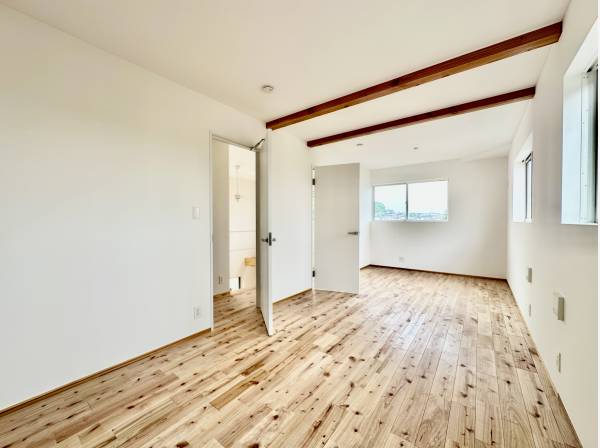 将来２部屋に仕切ることのできる居室スペース
