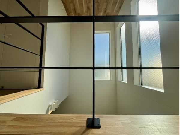 吹き抜けで風通し良好です