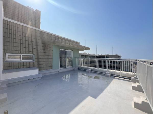 使い分けが可能な広～い専用テラスを2ヵ所に完備