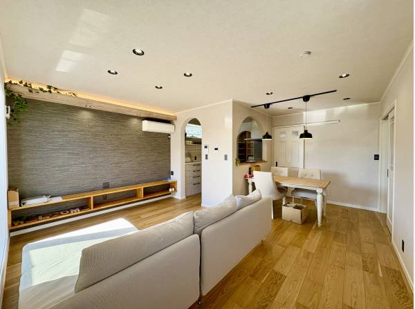 リビングとダイニングが使い分けしやすい作り