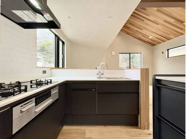 広々と使えるキッチン