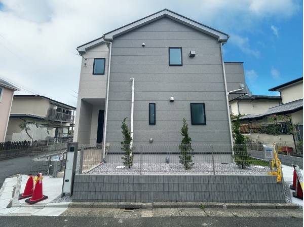 正面からの外観