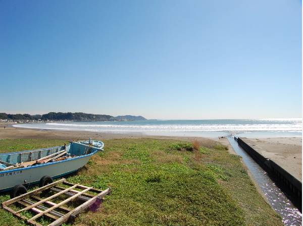 由比ガ浜海岸まで約50ｍ徒歩6分