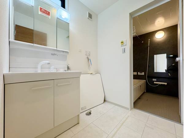 パウダールーム・シャワールーム