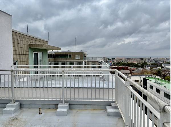 屋上テラスがなんと2か所もあります！大勢呼んでパーティーしましょう！