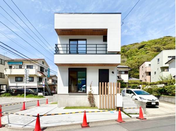 南道路のためご覧の日当たりの良さ