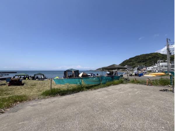約30ｍで海水浴場に向かえます♪