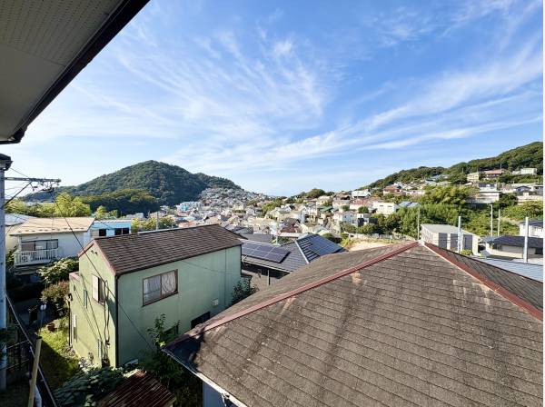 高台のためひらけた眺望となります！