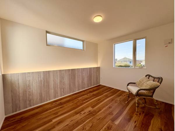 洋室は温かみのあるお部屋が全3室ございます