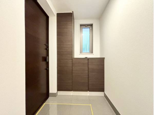 収納◎な玄関スペース