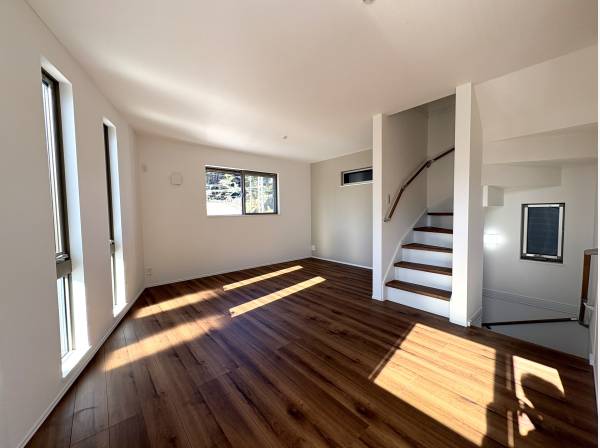 ワンフロアーを贅沢に使ったゆとりのリビング