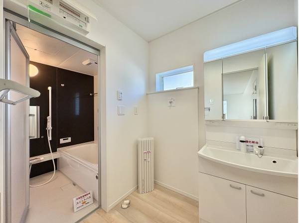 清潔感のある洗面室