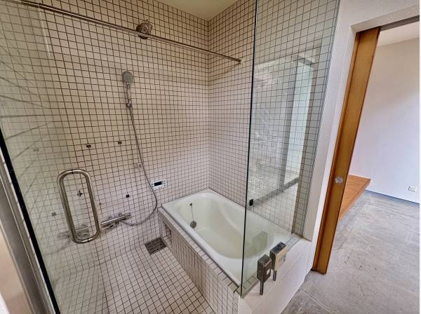 ガラス張りのお風呂！