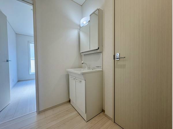2階に洗面台あります