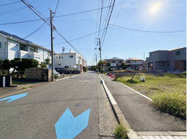 前面道路は約7.1メートルございます！
