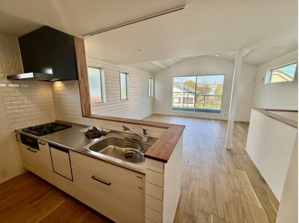 食洗機完備のシステムキッチン