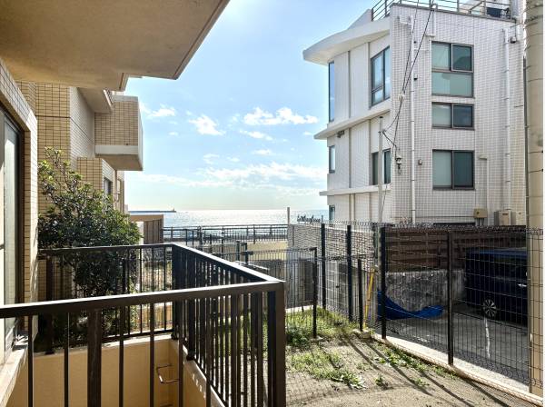 テラスからは海も望めます。