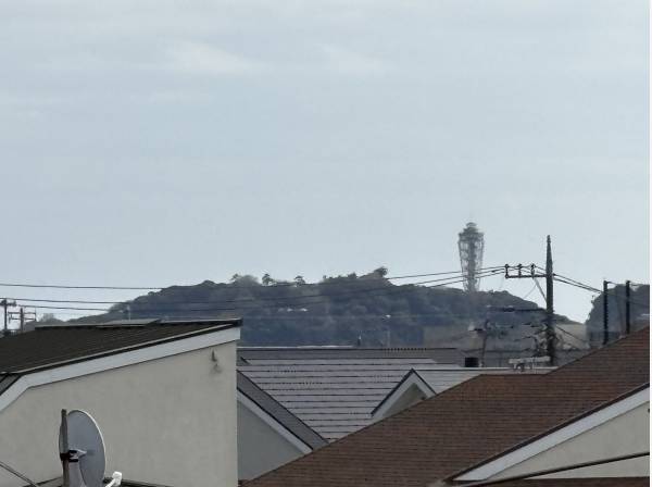 バルコニーからは江の島も見えますよ！