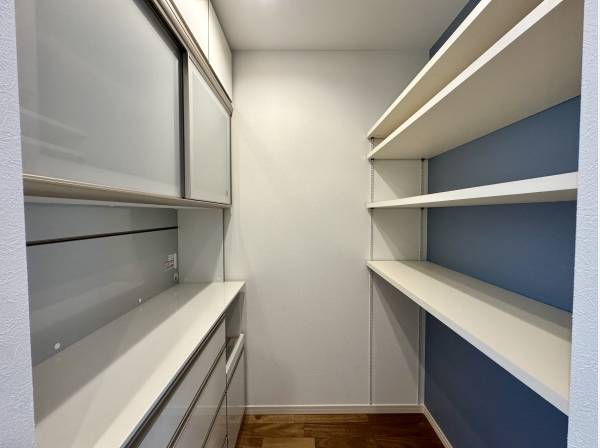 収納スペースも豊富にあります！