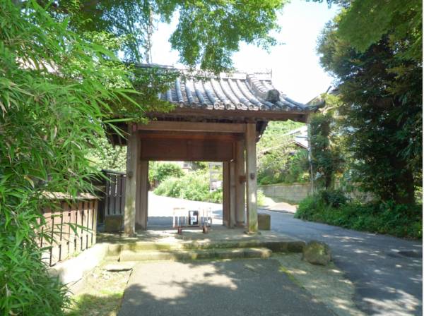 瑞泉寺参道まで約500ｍ