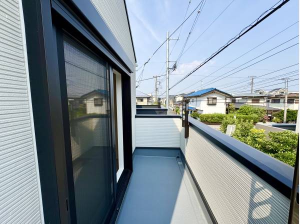 陽当たり良好なバルコニー