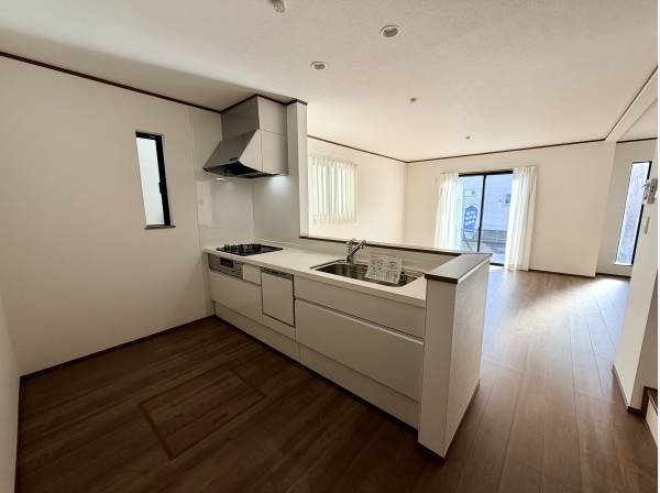 食洗機付きシステムキッチン