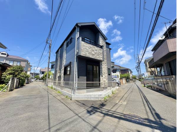 目の前に広がる開放感とゆとり、ご家族の夢を育む理想の住まいがここにはあります