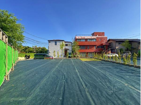 奥行きもたっぷり。約64坪です。