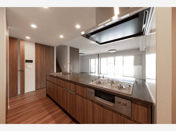 使い勝手の良いペニンシュラキッチン