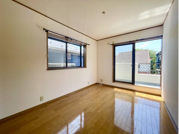 洋室は全4部屋ございます