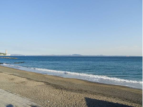 三浦海岸まで徒歩５分（約400m）