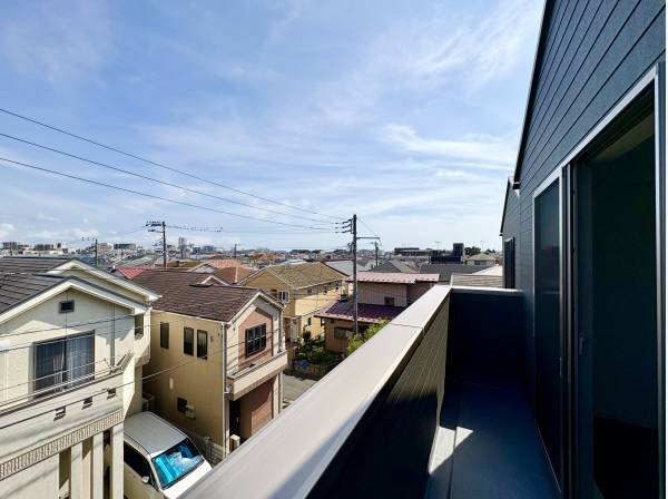 日当たり、風通し良好なバルコニー