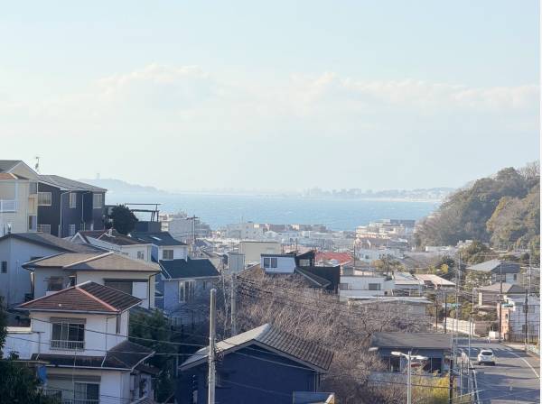 バルコニーからは葉山の絶景を一望！