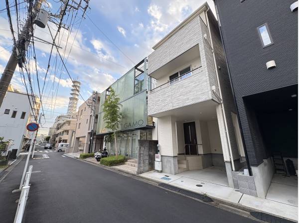 閑静な住宅地に佇む、駅近だけと環境◎