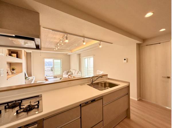 海を見ながらのお料理も良いですね