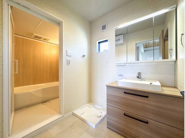 ほっとできるバスルームで1日の疲れをリセット