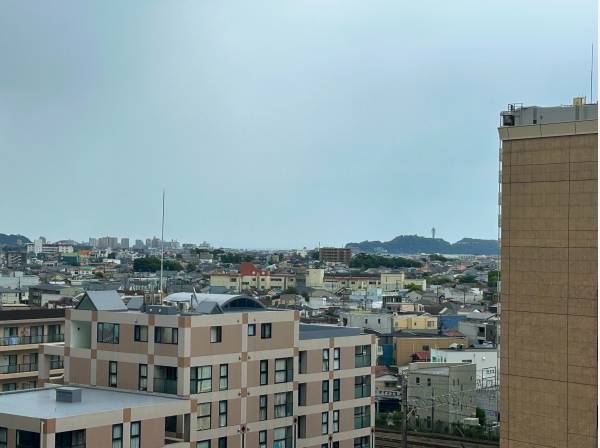 江ノ島もチラッと見えます♪