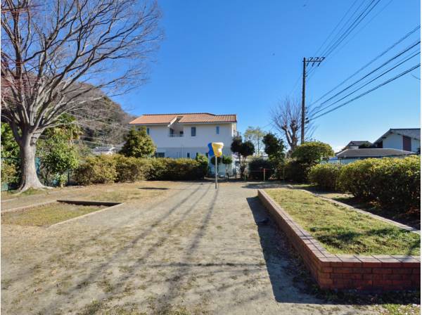 向原東公園まで徒歩6分（約450m）
