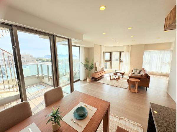 ダイニングテーブルからも