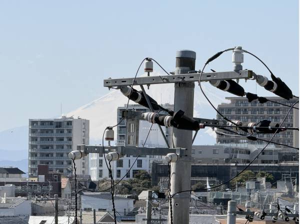 西側には富士山を望みます
