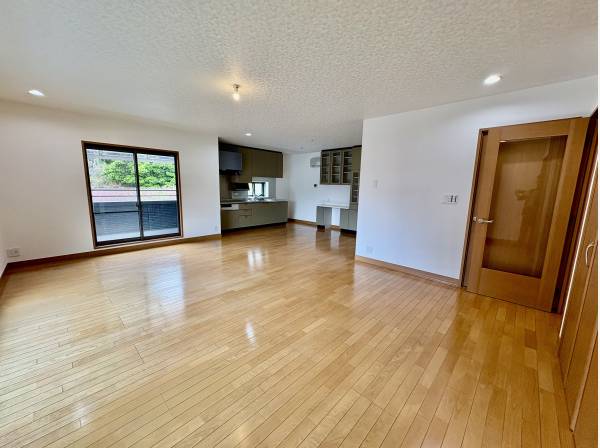 2階のLDKは23帖ありますよ！