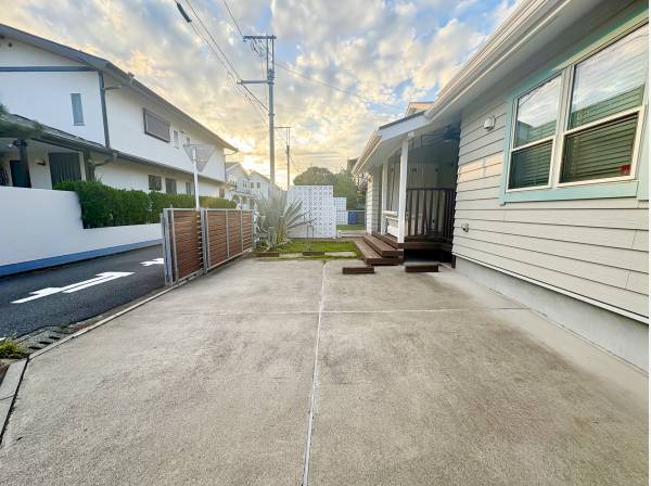 駐車スペースは2台ございます