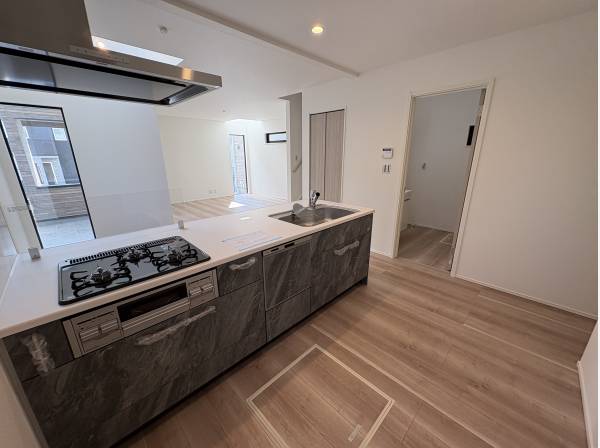 キッチンスペースも広いですね。