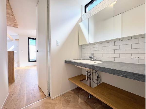 毎日使う洗面スペースだからこそ使いやすさを