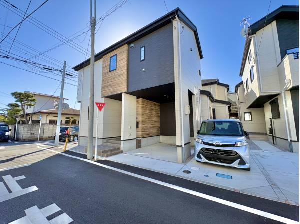 ビルトイン車庫で、雨の日の乗り降りも濡れずに快適になります。