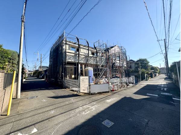 南西角地の恵まれた立地で、風通しと採光に優れています