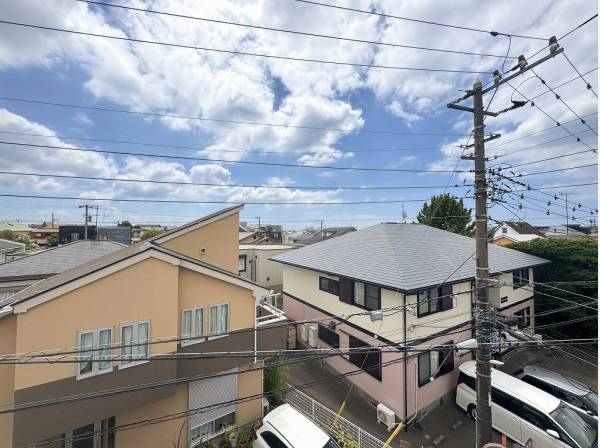 ルーフバルコニーからはご覧のような開放的な眺望が広がります