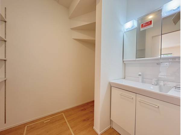 パウダールーム